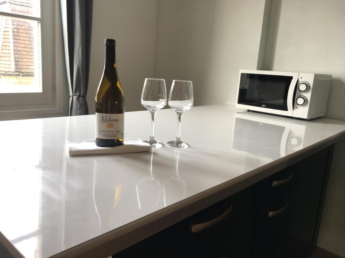 Duplex Cosy Flat - Hyper-Centre Senlis Apartment Senlis  Bagian luar foto
