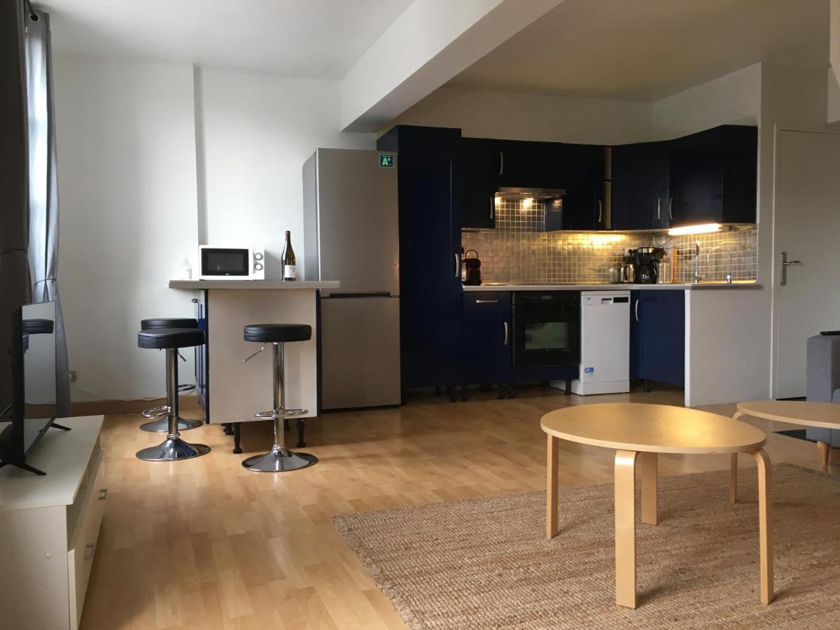 Duplex Cosy Flat - Hyper-Centre Senlis Apartment Senlis  Bagian luar foto