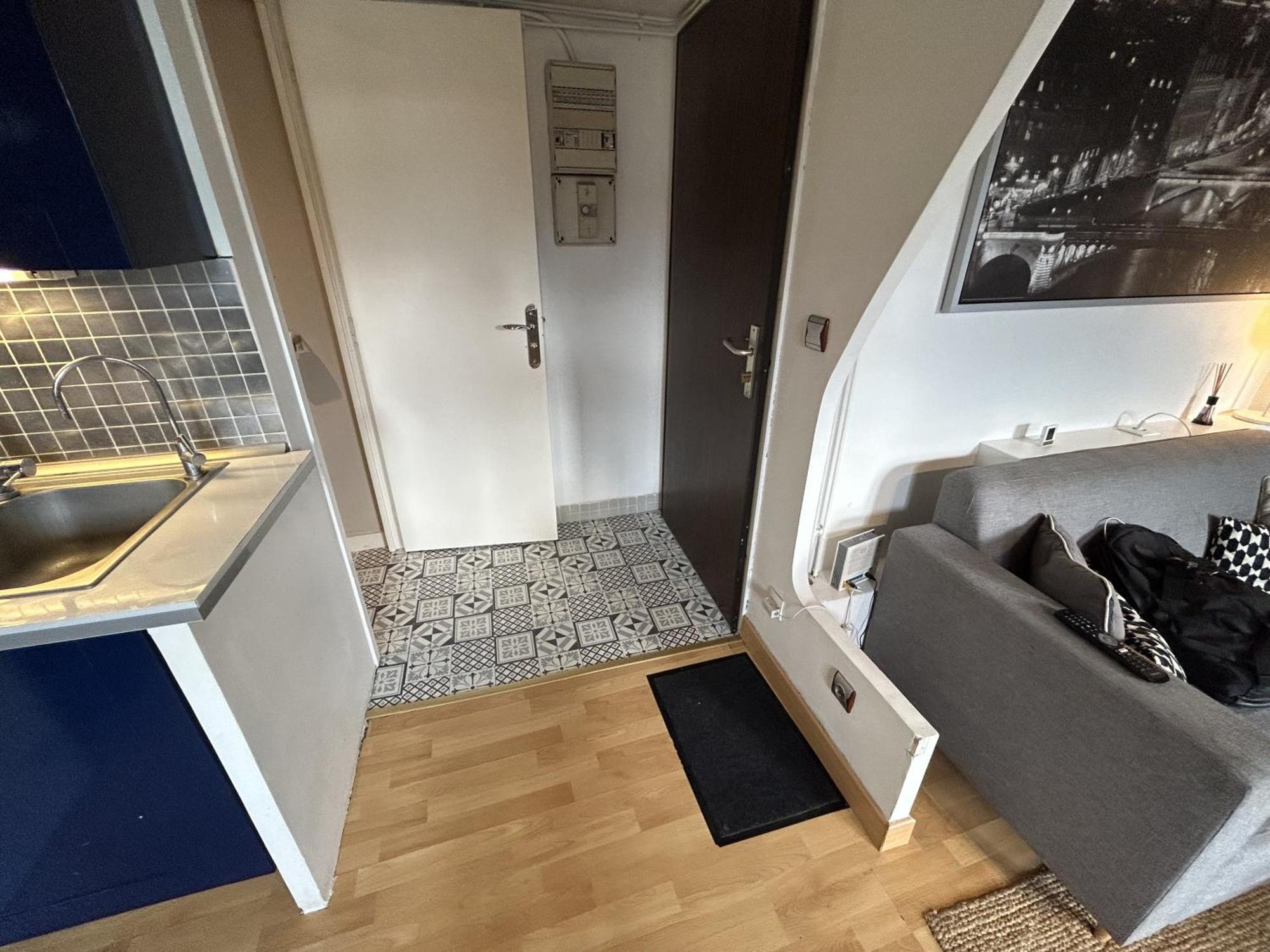 Duplex Cosy Flat - Hyper-Centre Senlis Apartment Senlis  Bagian luar foto